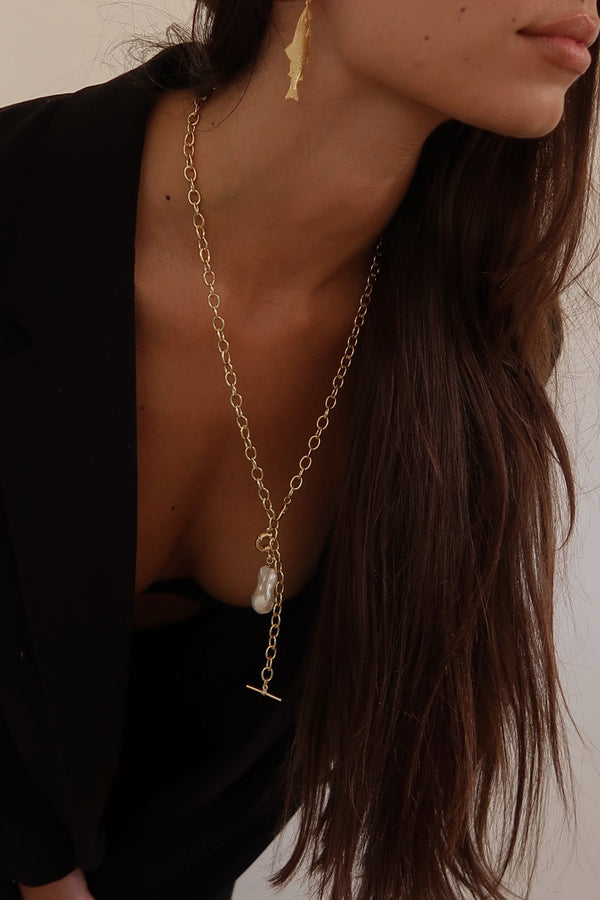 Go Anywhere Charm: Baroque Pearl