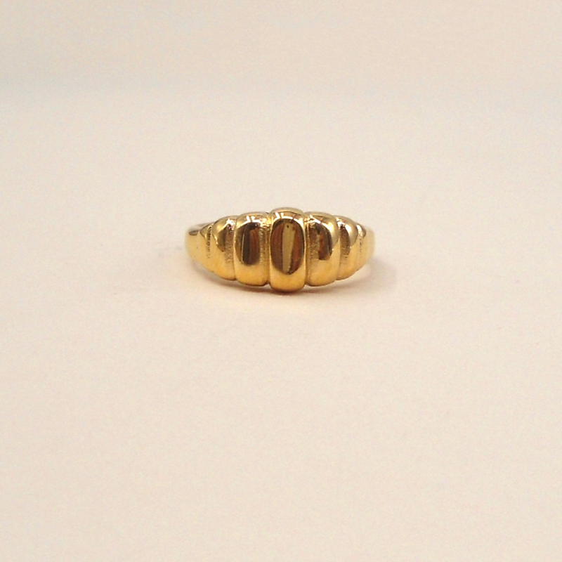 Mabel Ring