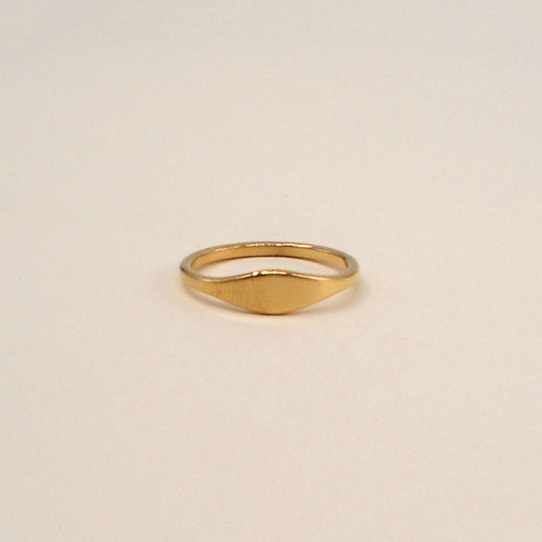 Petite Signet Ring